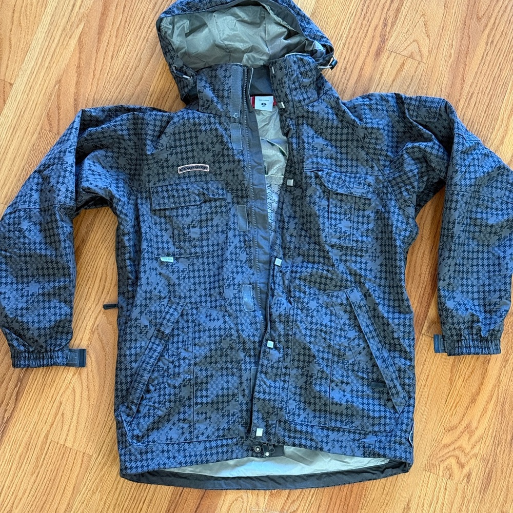 Columbia Black and Blue black and grey houndstooth checkered Ski Jacket
